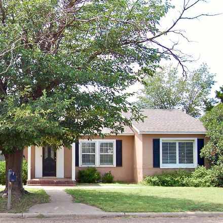 Rent this 4 bed house on 712 11th Street in Shallowater, TX 79363