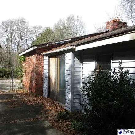 Image 3 - 414 South 1st Street, Air Base Heights, Florence, SC 29506, USA - House for sale