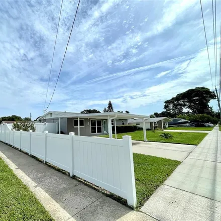 Image 3 - Monroe Middle School, 4716 West Montgomery Avenue, Tampa, FL 33616, USA - House for sale