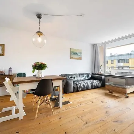 Rent this 3 bed apartment on Kalmeichweg 13 in 44357 Dortmund, Germany