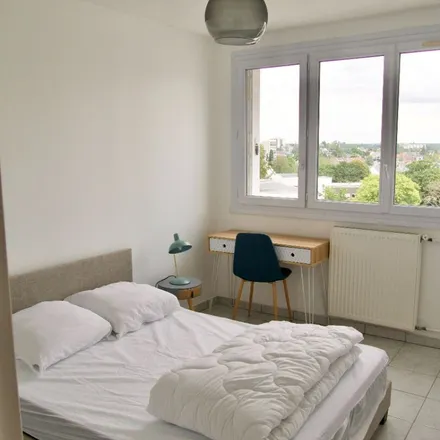 Image 3 - 40 Rue Verte, 45160 Olivet, France - Apartment for rent