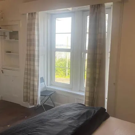 Rent this 1 bed apartment on Renfrewshire in PA14 6UY, United Kingdom