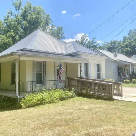 Buy this 2 bed house on 303 South Jefferson Street in Princeton, Caldwell County