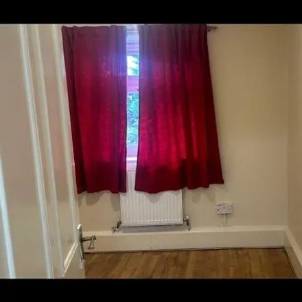 Image 6 - 22-44 Gressenhall Road, London, SW18 5QL, United Kingdom - Apartment for rent