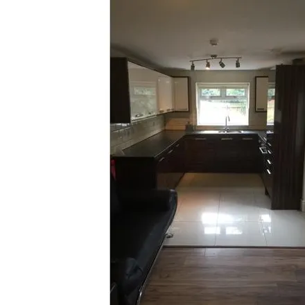 Rent this 6 bed house on 33 Beeston Road in Nottingham, NG7 2JS