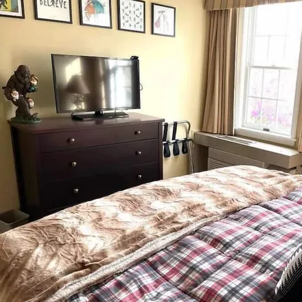 Rent this 1 bed apartment on Hancock