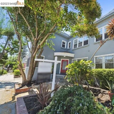 Buy this 3 bed house on 3931 Clarke Street in Oakland, CA 94609