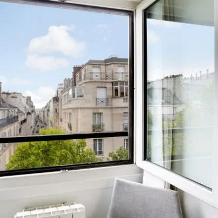 Rent this studio apartment on 41 Rue des Martyrs in 75009 Paris, France