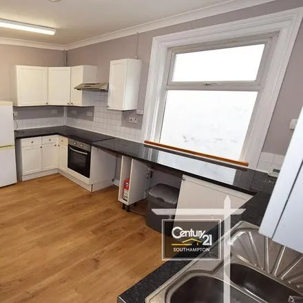 Rent this 2 bed apartment on JWP Life &amp; Pensions in 360 Portswood Road, Southampton