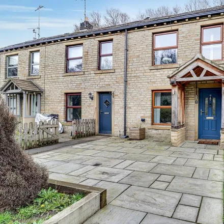 Rent this 2 bed townhouse on Beestonley Lane in Stainland, HX4 9PP