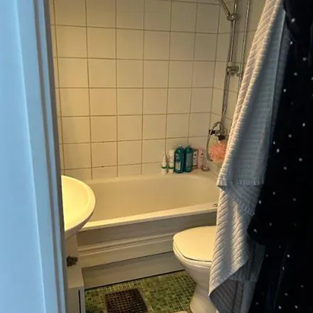 Rent this 1 bed apartment on Estlandsgatan in 214 31 Malmo, Sweden