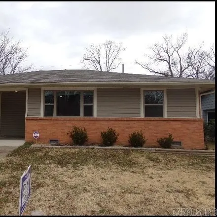 Rent this 3 bed house on 257 West I Street in Park Hill, North Little Rock