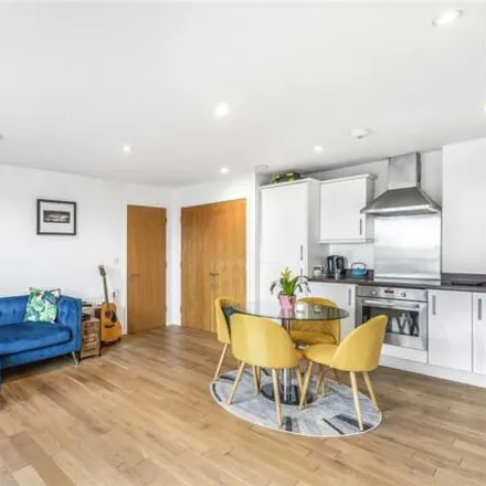 Image 2 - Clapham Leisure Centre, Bicycle Mews, London, SW4 6FF, United Kingdom - House for sale