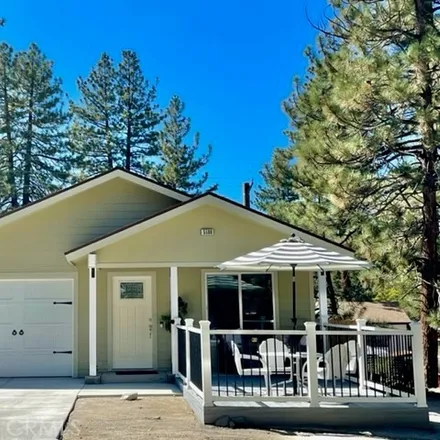 Buy this 3 bed house on 5568 Lodgepole Drive in Wrightwood, CA 92397