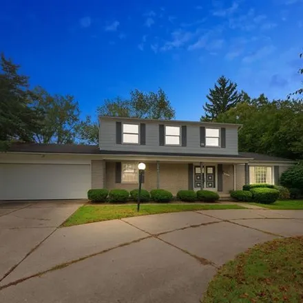 Buy this 4 bed house on 4837 Thorntree Drive in West Bloomfield Township, MI 48322