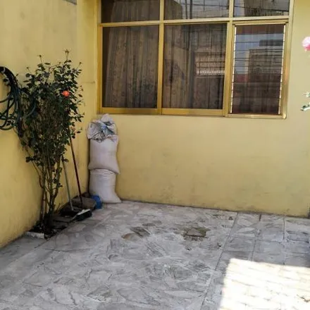 Buy this 6 bed house on Calle Playa Caleta in Iztacalco, 08810 Mexico City