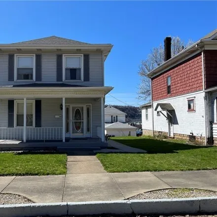 Buy this 3 bed house on 1381 Orchard Street in The Orchard, Follansbee