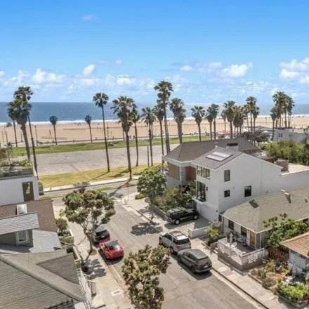 Buy this 2 bed house on 1363 Hart Avenue in Santa Monica, CA 90405
