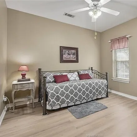 Image 9 - 175 Fraternity Row, College Station, TX 77845, USA - Condo for rent