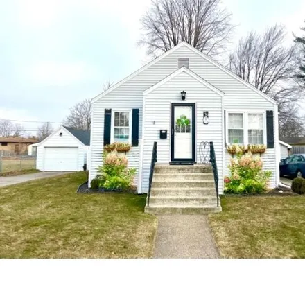 Buy this 2 bed house on 781 Diana Street in Ludington, MI 49431