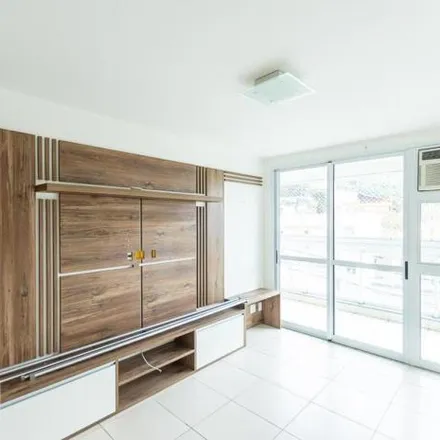 Buy this 2 bed apartment on Avenida Rui Barbosa in São Francisco, Niterói - RJ