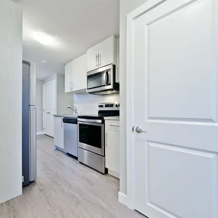 Rent this 1 bed apartment on Bow River Pathway (South) in Calgary, AB T2P 2C4