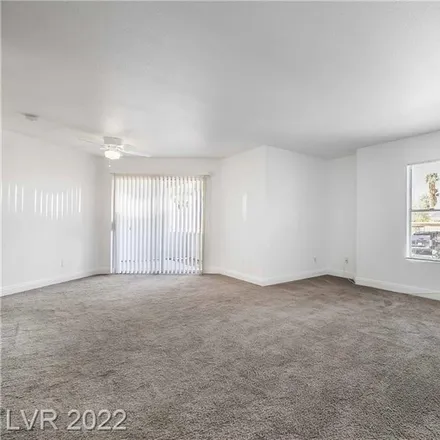 Image 5 - East Lake Mead Boulevard, North Las Vegas, NV 89156, USA - Condo for sale