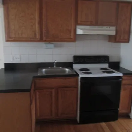 Image 4 - 189 Clair Street, Mount Clemens, MI 48043, USA - Apartment for rent