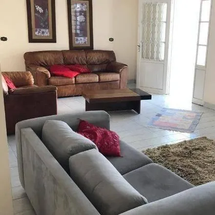 Rent this 6 bed house on Rua Coronel José Monteiro in Centro, São José dos Campos - SP