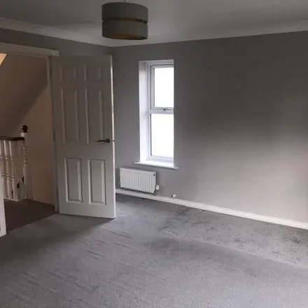 Image 6 - Davenham Walk, Dawley, TF3 5EU, United Kingdom - Townhouse for rent