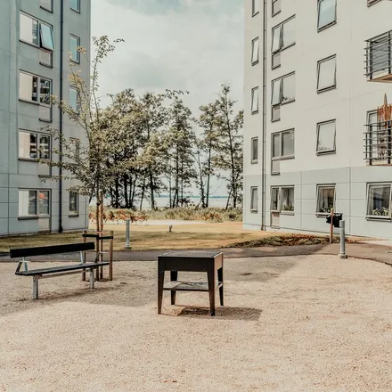 Rent this 3 bed apartment on Pyntvägen in 295 31 Bromölla, Sweden