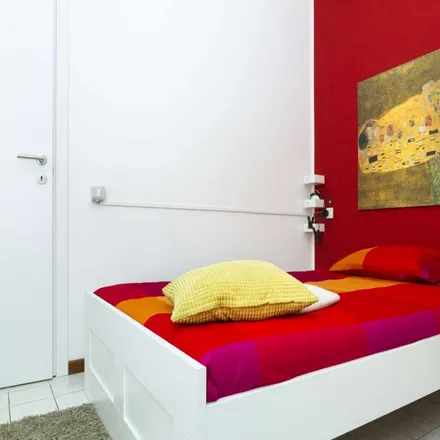 Image 2 - Scarpamondo, Viale Carlo Espinasse, 20156 Milan MI, Italy - Room for rent