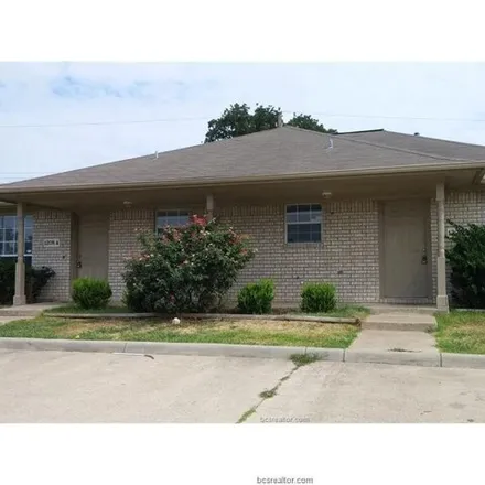 Rent this 3 bed house on 1254 Webhollow Circle in Bryan, TX 77801
