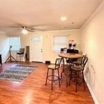 Image 3 - 1816 Giben Road Southwest, Atlanta, GA 30315, USA - House for sale