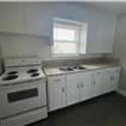 Image 2 - 4020 Ave Unit Rear, Galveston, Texas, 77550 - House for rent