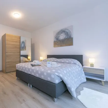 Rent this 1 bed apartment on Via Luigi Taddei 1 in 6962 Lugano, Switzerland