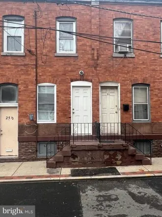 Rent this 1 bed apartment on Word to the World Ministry in West Front Street, Trenton