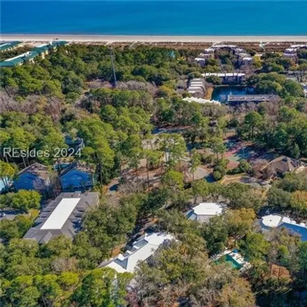 Buy this 2 bed house on Wimbledon Court in Hilton Head Island, SC 29926