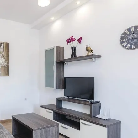 Image 2 - Blace, Dubrovnik-Neretva County, Croatia - Apartment for rent