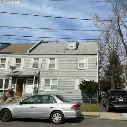 Image 2 - 283 Marion Avenue, Grantwood, Cliffside Park, NJ 07010, USA - House for rent