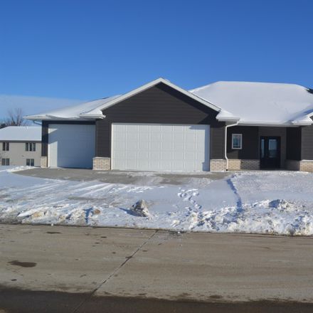 Rent this 3 bed house on Rylee Court in Peosta, IA 52068