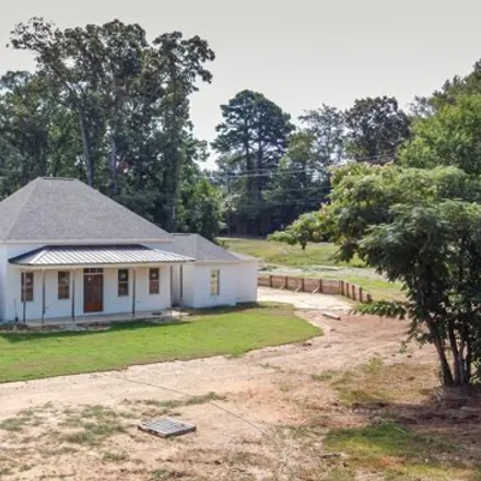 Buy this 3 bed house on Grants Ferry Road in Flowood, MS 39042