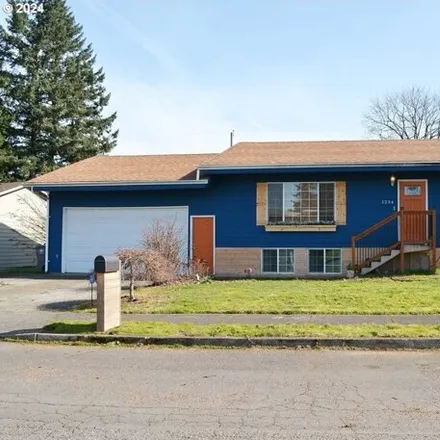 Buy this 4 bed house on 1234 Northeast 195th Avenue in Portland, OR 97230