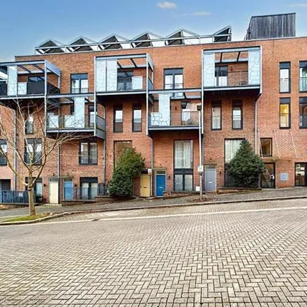 Image 1 - Lawer Court, Columbia Place, Milton Keynes, MK9 4BE, United Kingdom - Townhouse for sale
