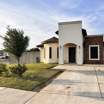 Buy this 3 bed house on 5606 Rosendo B. Ancira Drive in Laredo, TX 78046