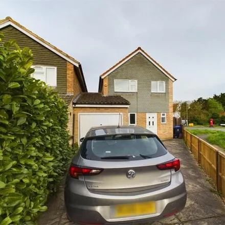 Rent this 3 bed house on Hag Hill Rise in Taplow, SL6 0LS