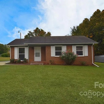 Buy this 3 bed house on 198 Woody Grove Road in Hemby Bridge, NC 28079