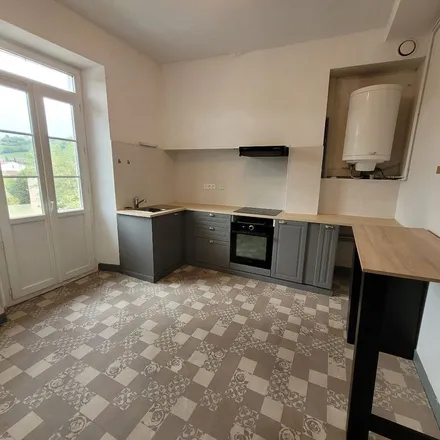 Rent this 3 bed apartment on 7 Avenue de Rieux in 09120 Varilhes, France