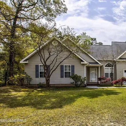 Buy this 3 bed house on 6221 Ingleside Drive in Wilmington, NC 28409