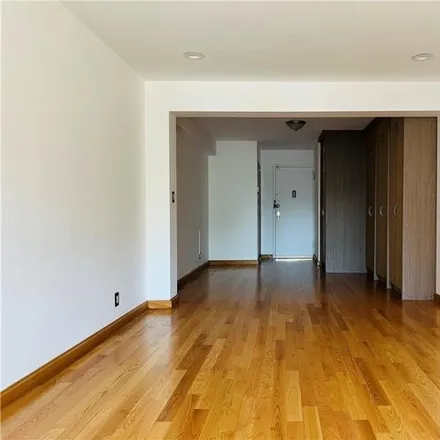 Image 2 - 1213 Avenue Z Apt B19, Brooklyn, New York, 11235 - Apartment for rent